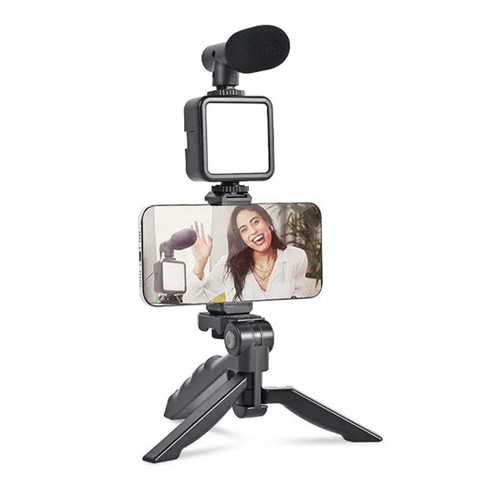 "Vlogging Kit with portable light & Microphone - All-in-One Video Kit"